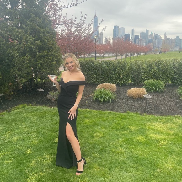 Hii! I’m Nicole - Picture 3 of 3